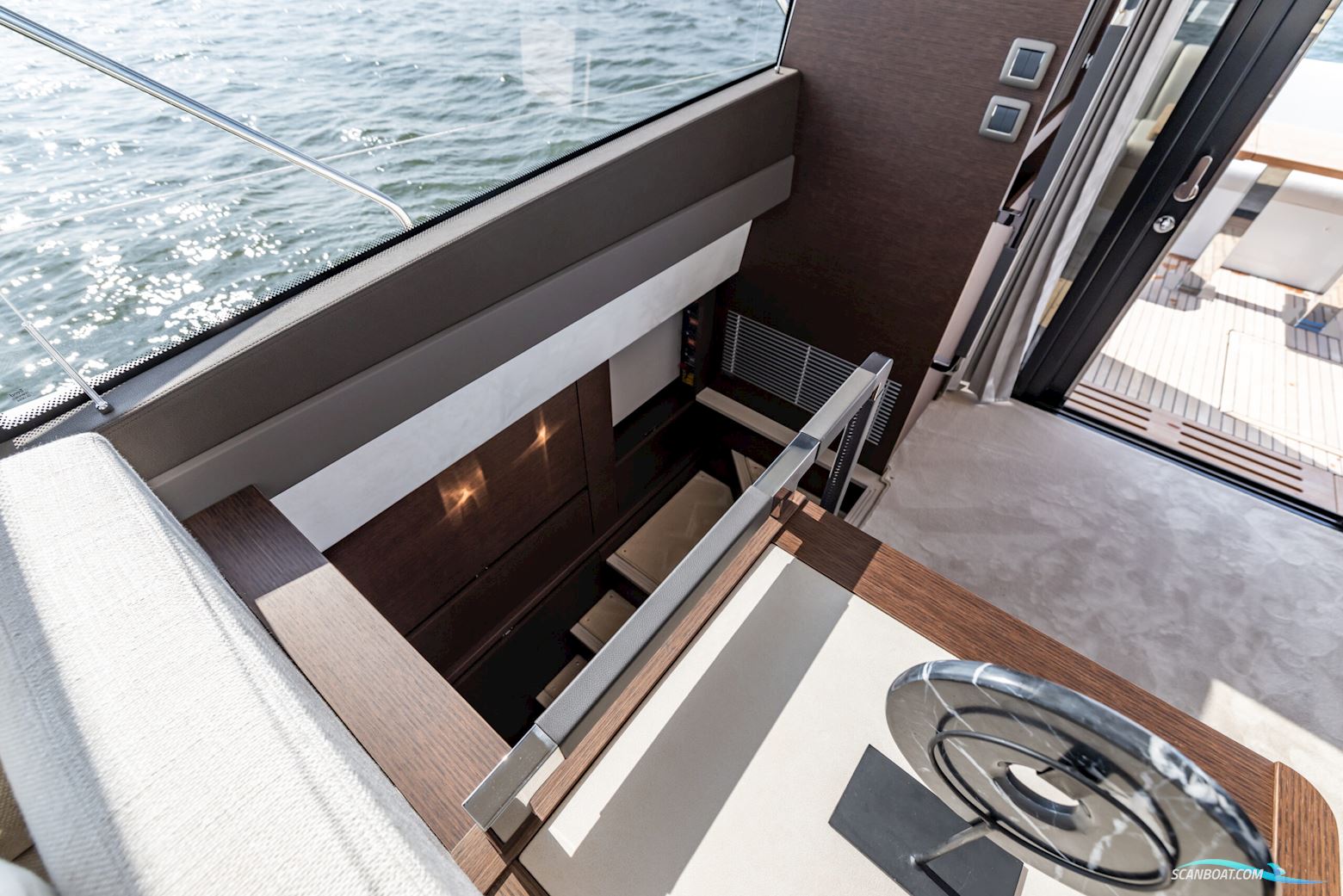 Prestige 590