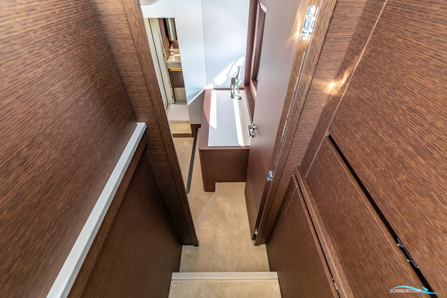 Prestige 590