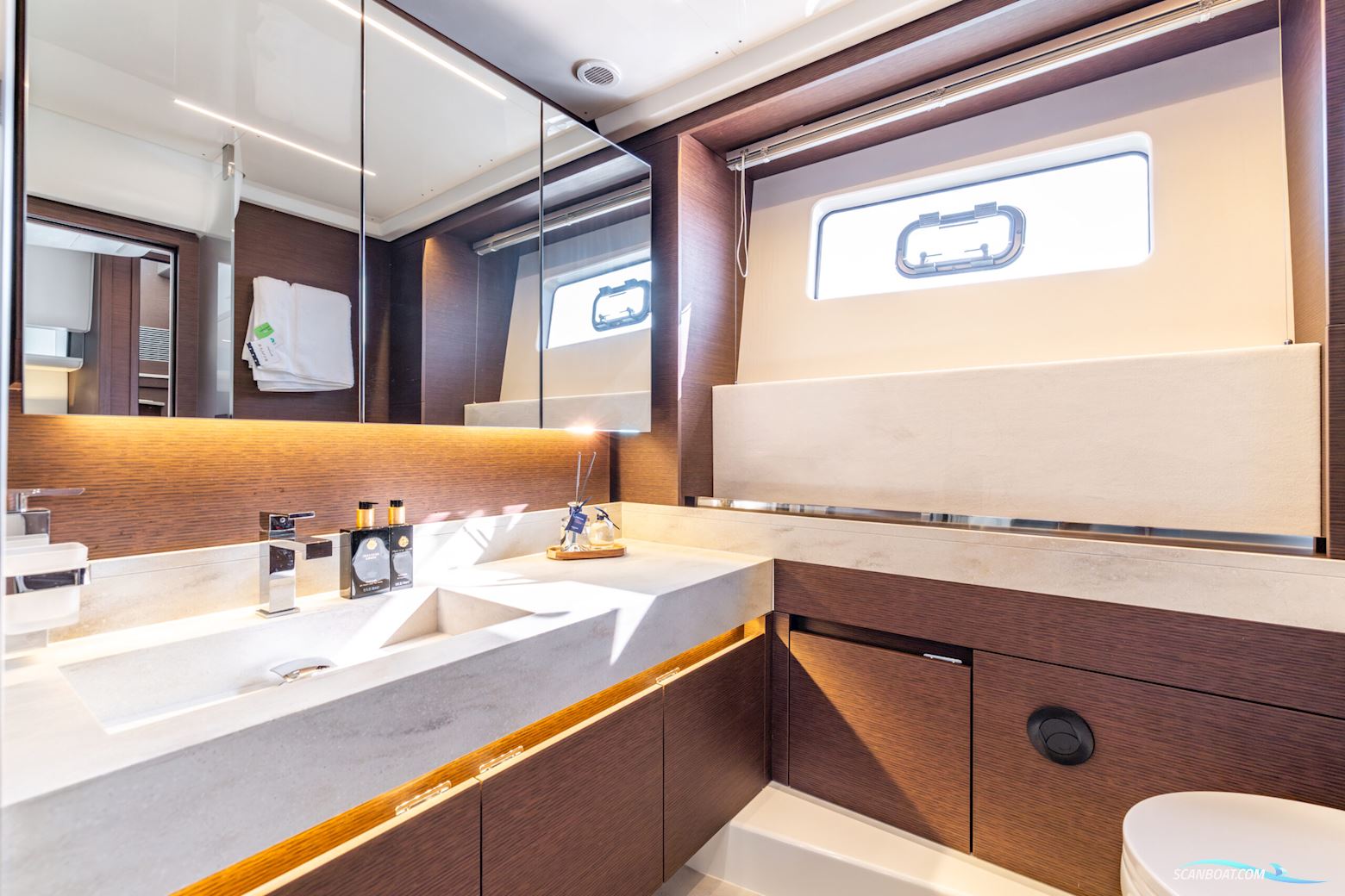 Prestige 590