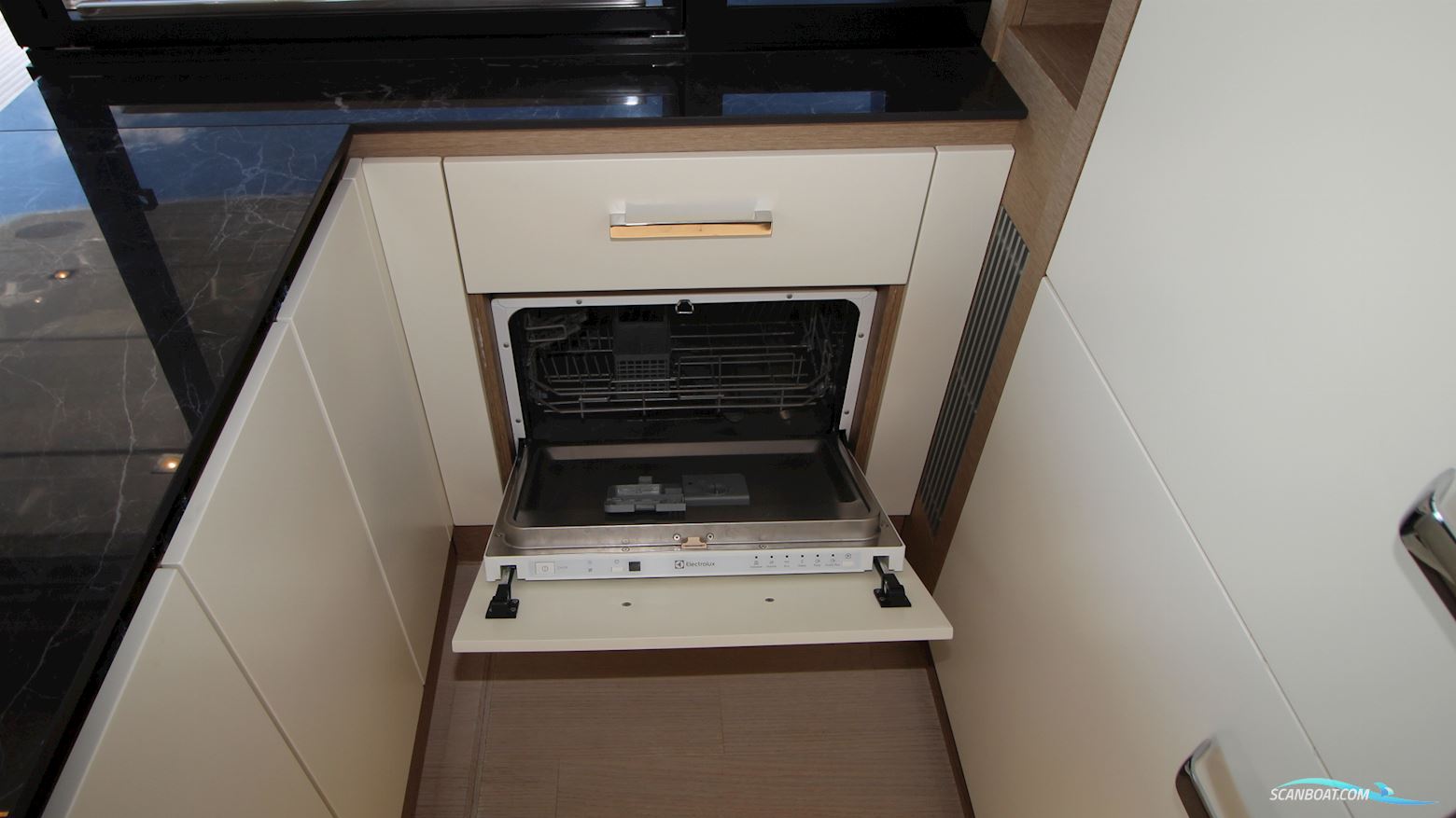 Prestige 630 S