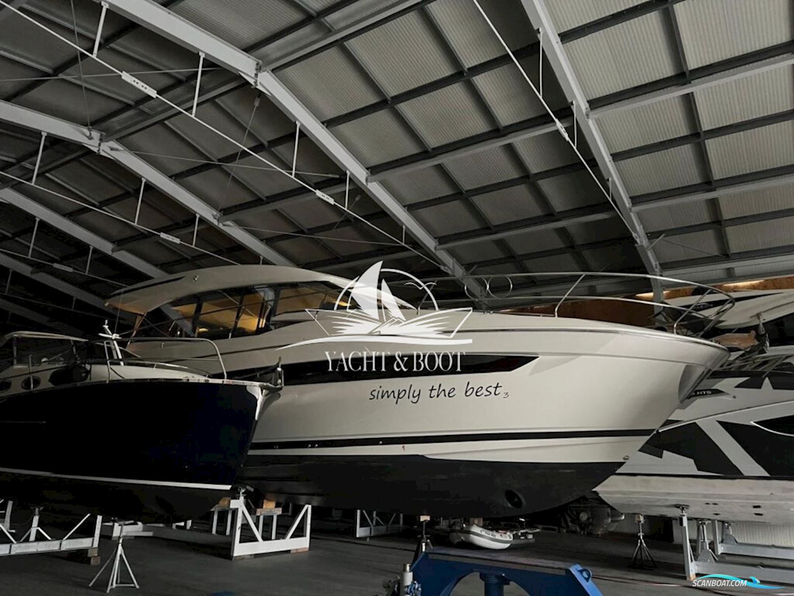 Prestige Yachts 520 S