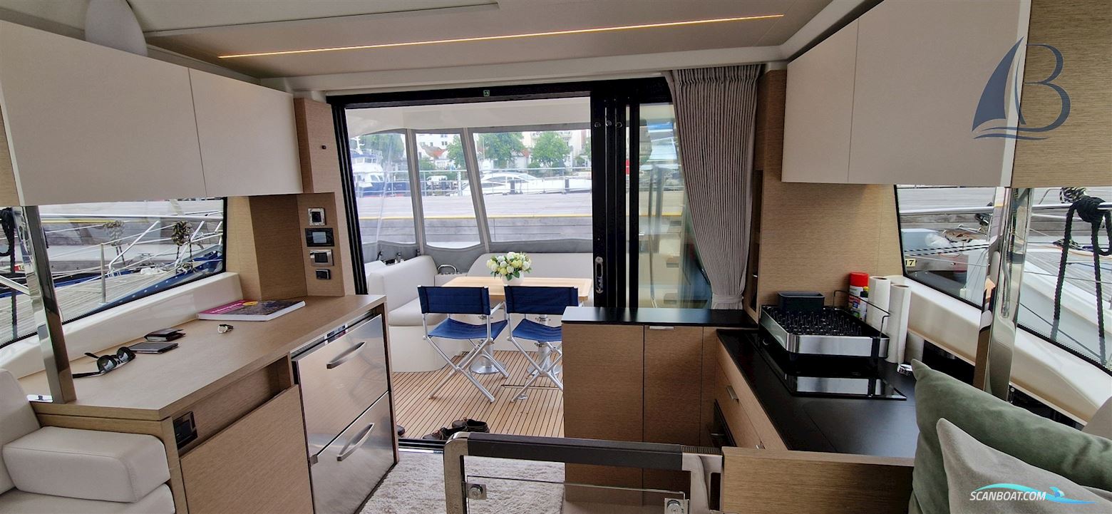 Prestige Yachts Prestige 420 Fly | Joystick | Hydraulische Badeplattform |300 h