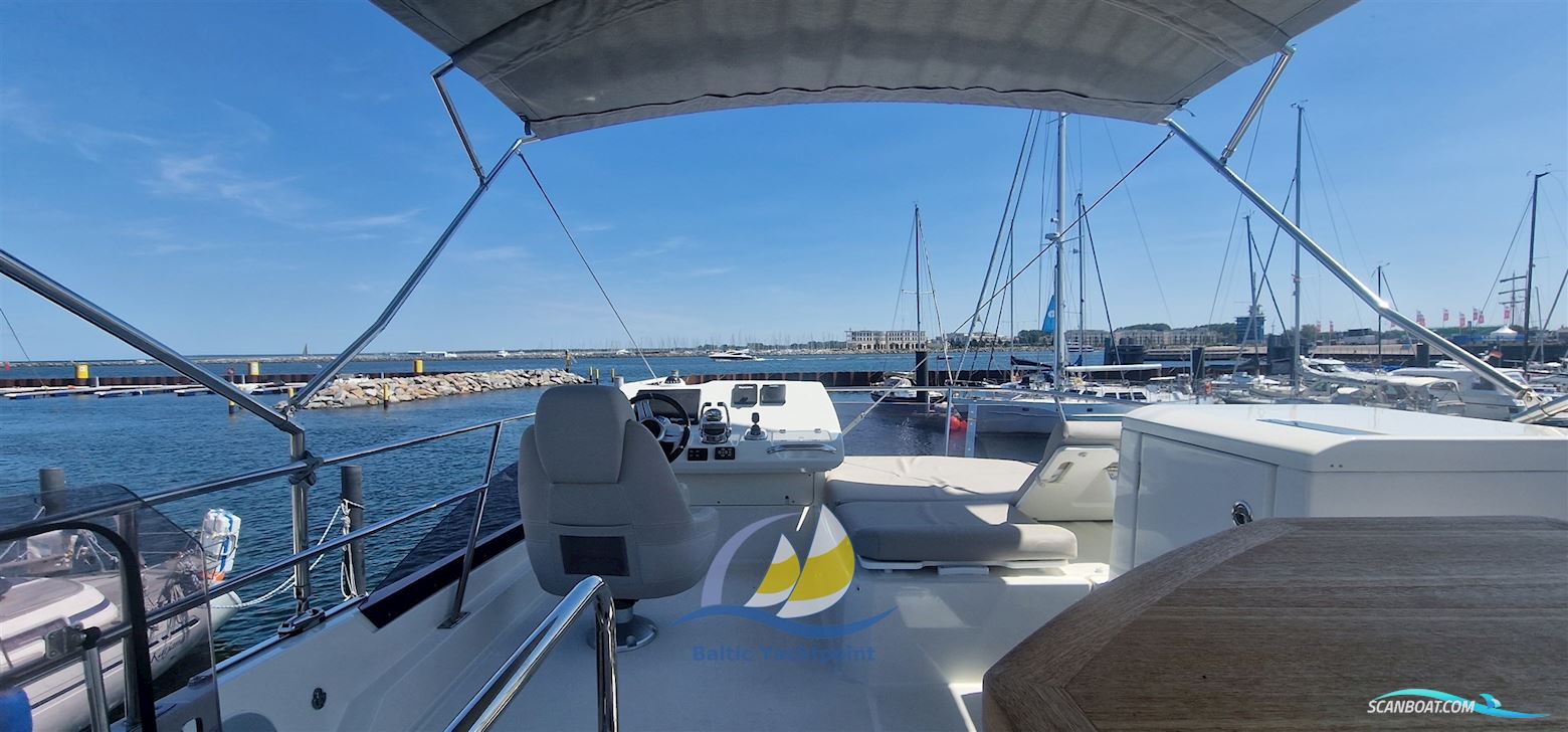 Prestige Yachts Prestige 420 Fly