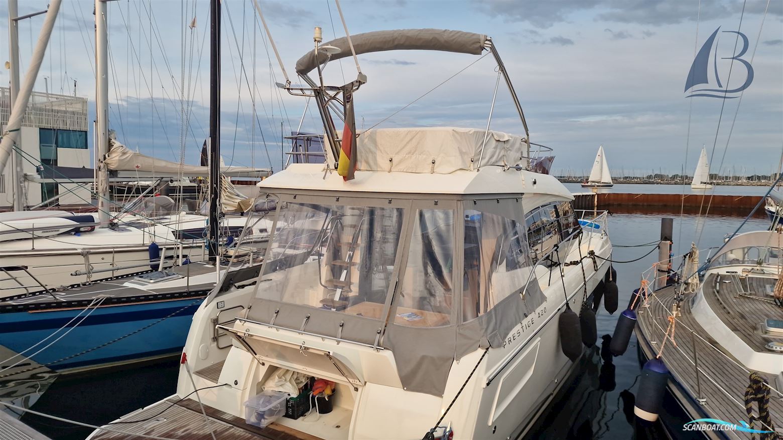 Prestige Yachts Prestige 420 Fly