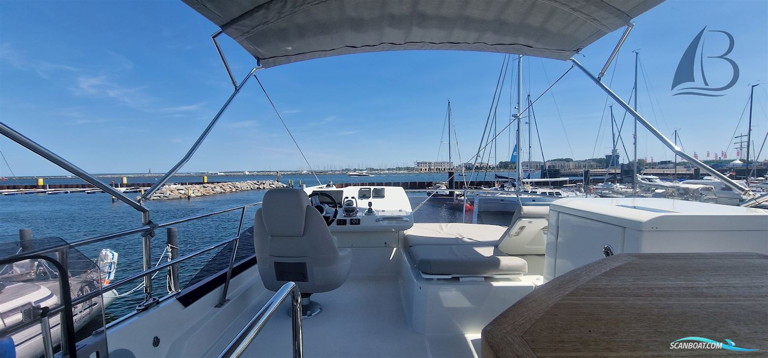 Prestige Yachts Prestige 420 Fly