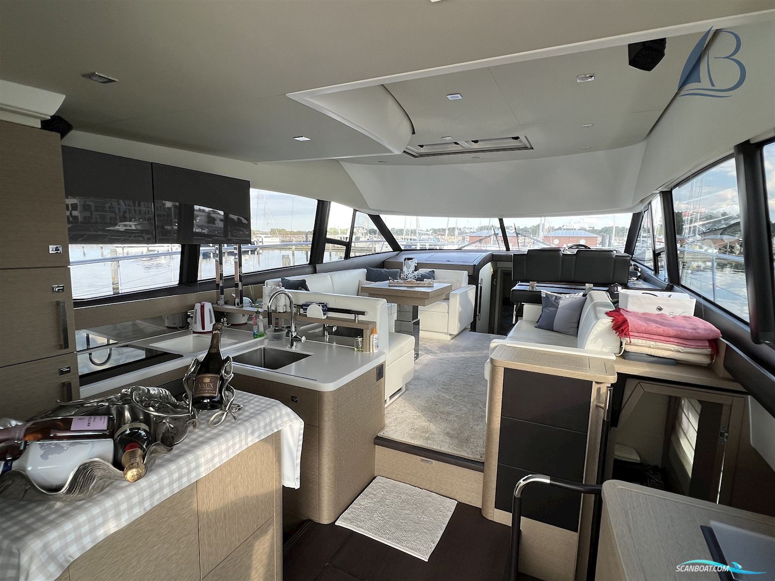 Prestige Yachts Prestige 500 Fly