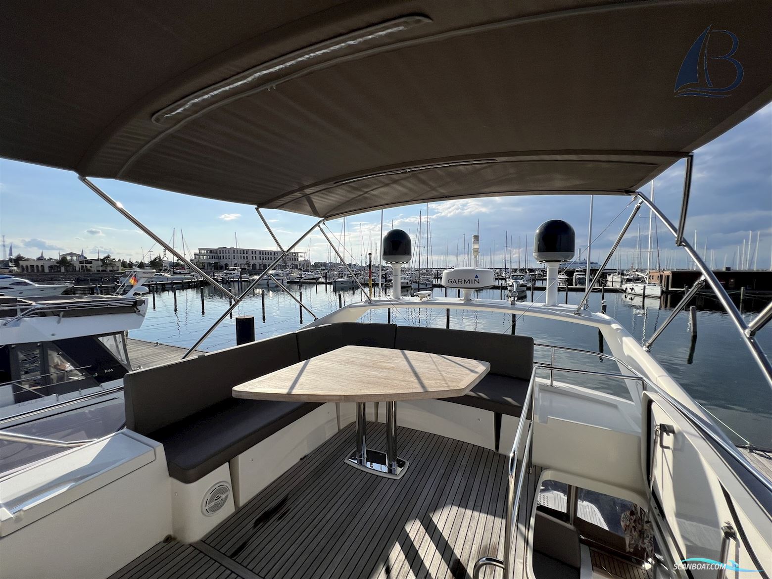 Prestige Yachts Prestige 500 Fly