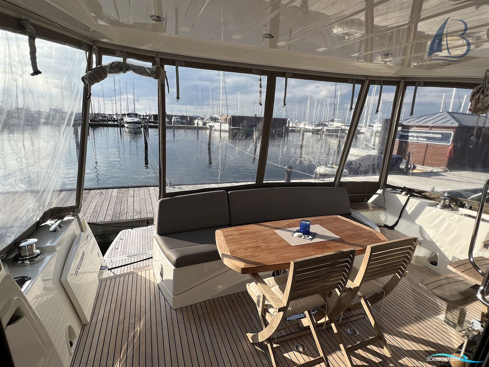Prestige Yachts Prestige 500 Fly