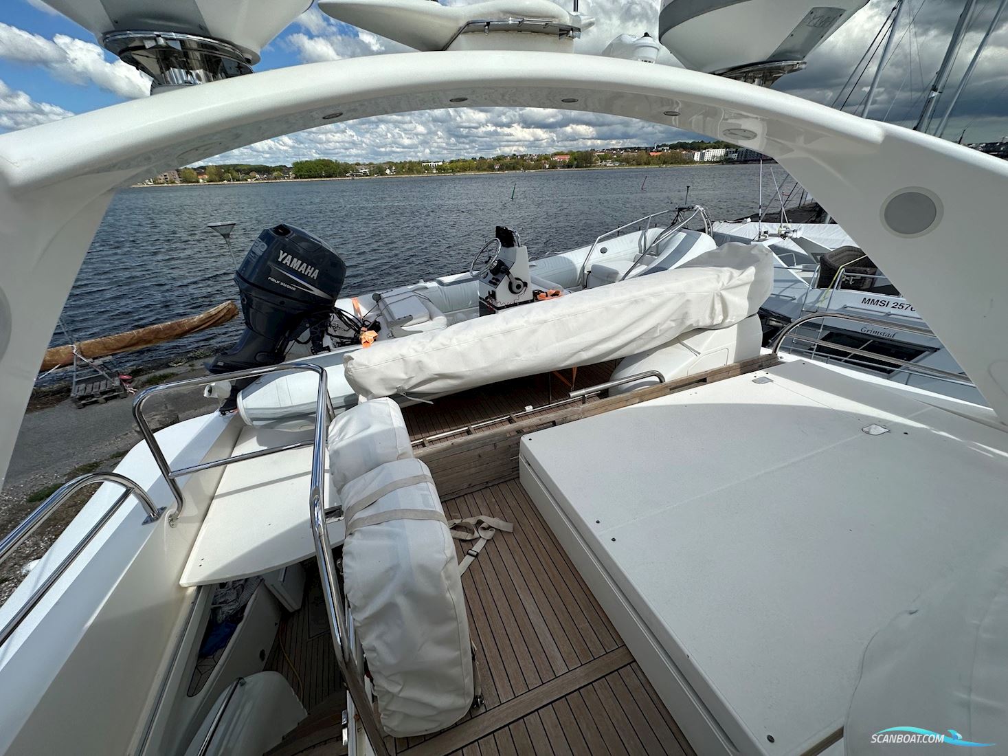 Princess 23M
