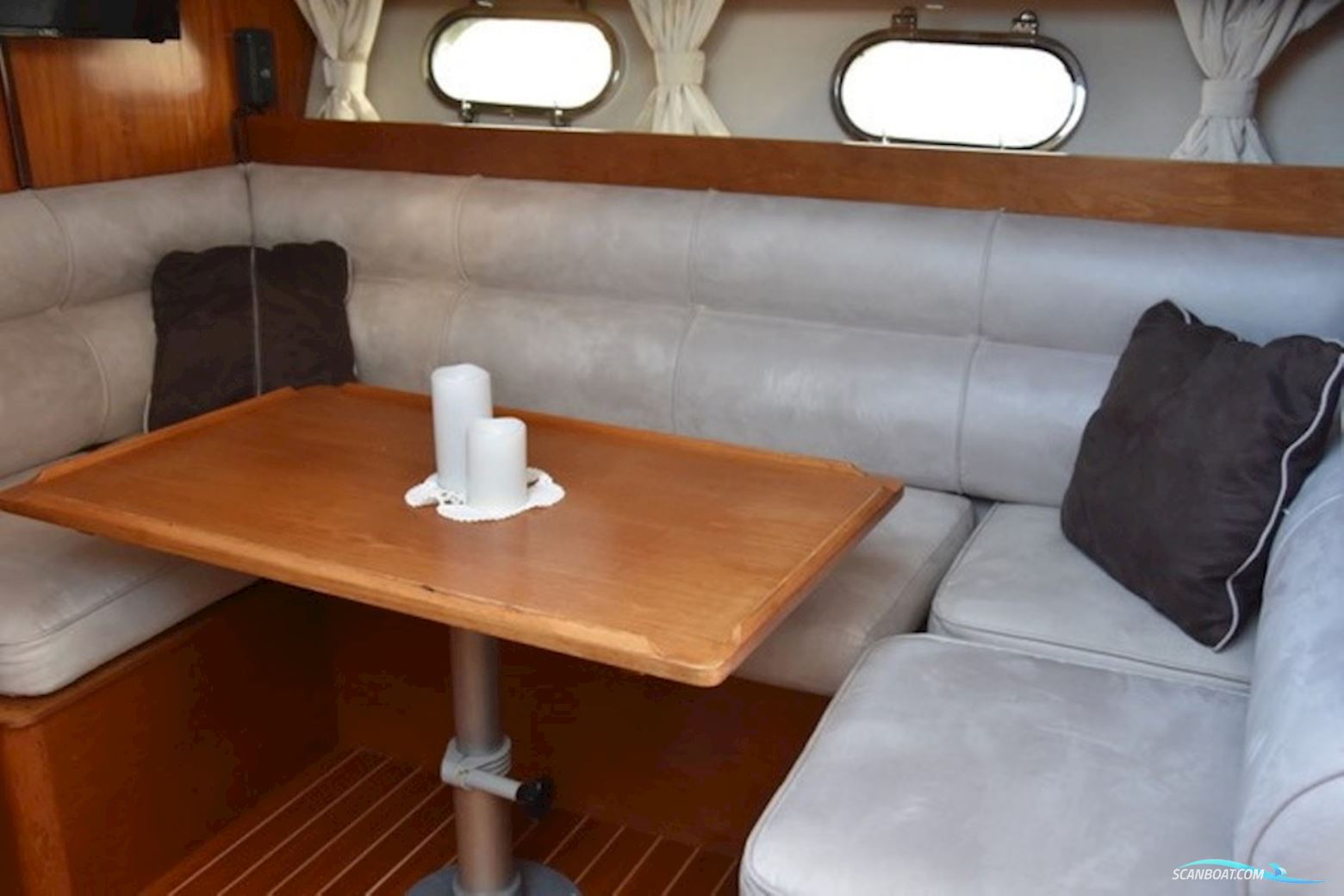 Princess 35 Flybridge 2Xcummins 6Bta 5,9L