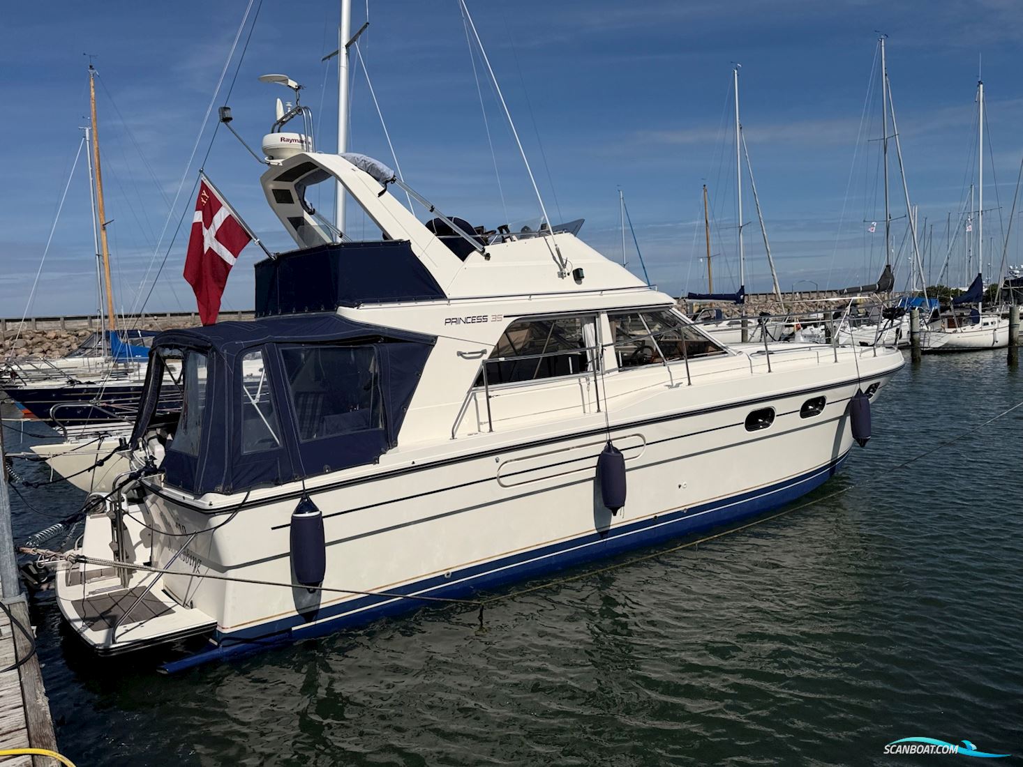 Princess 35
