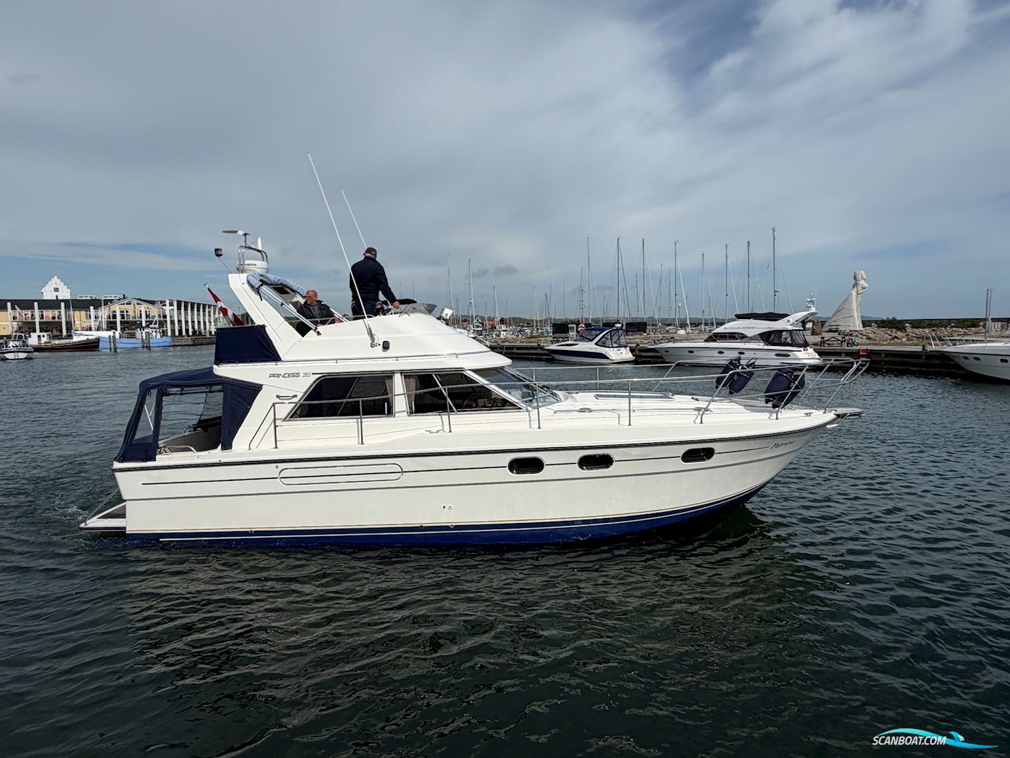 Princess 35
