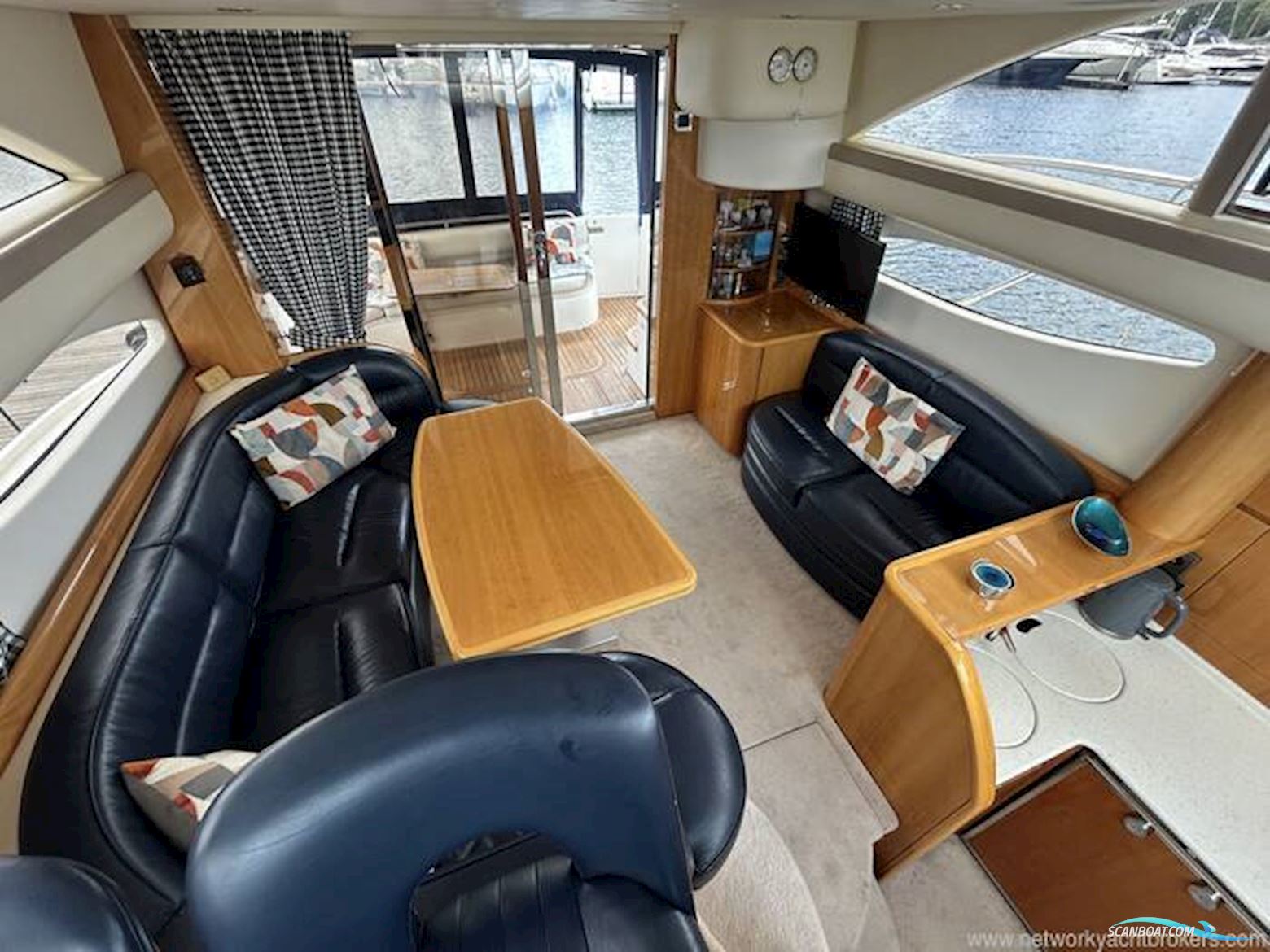 Princess 38