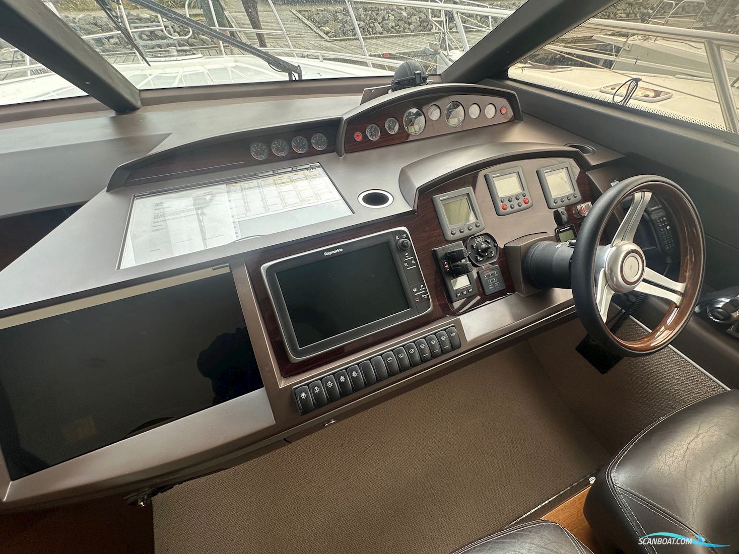 Princess 42 Fly - SOLGT