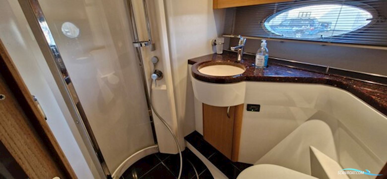 Princess 42 Flybridge Årg 2012. Den Nye Model...Solgt