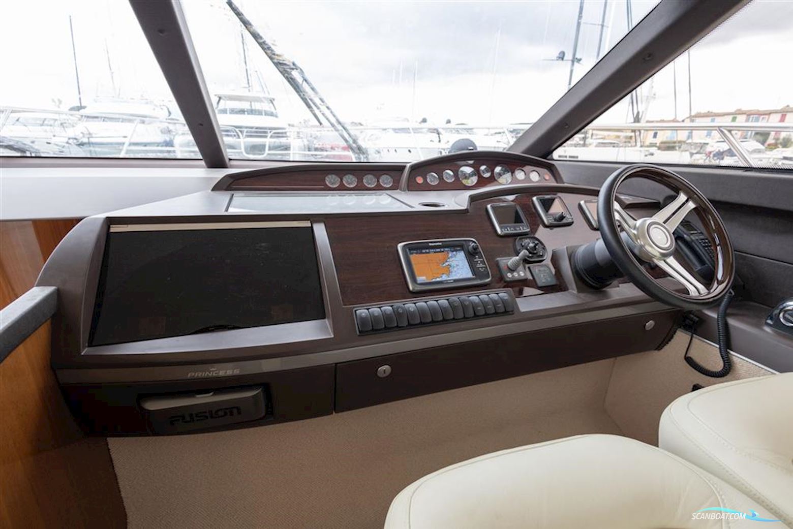 Princess 42 Flybridge