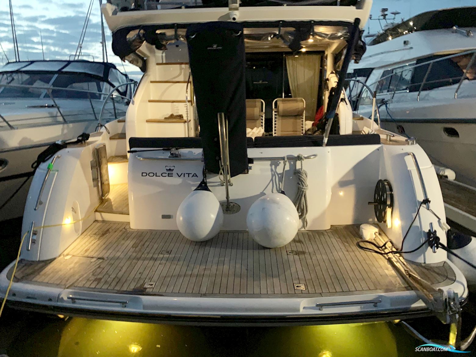 Princess 42 Flybridge