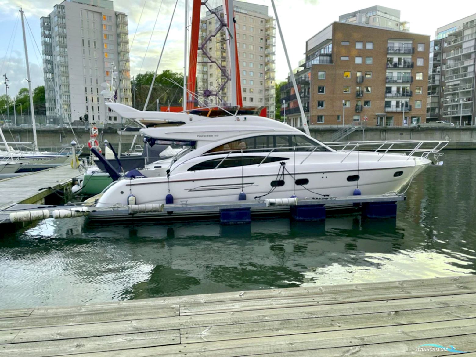 Princess 42 Flybridge