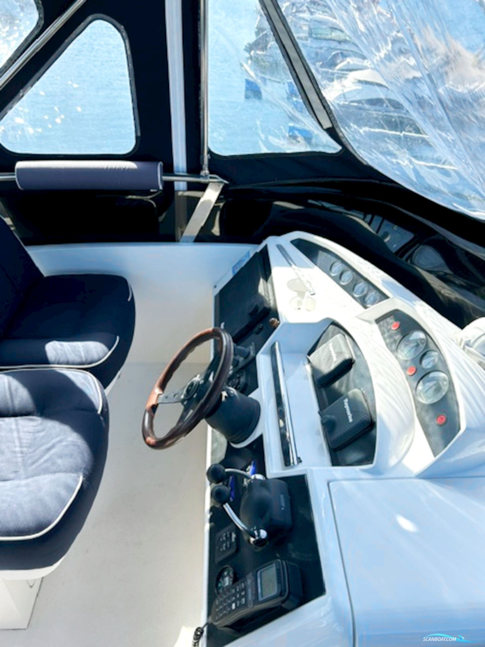 Princess 42 Flybridge