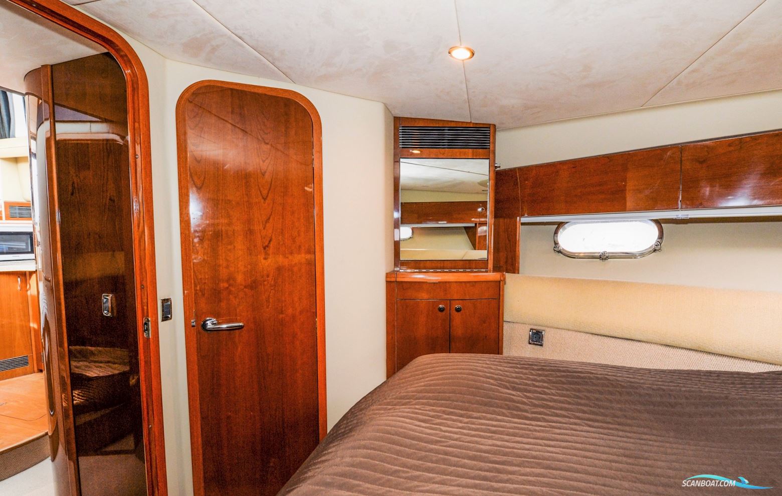 Princess 42 Flybridge