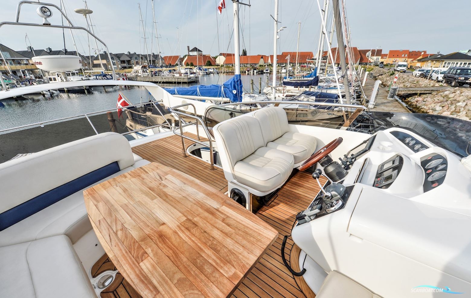 Princess 42 Flybridge