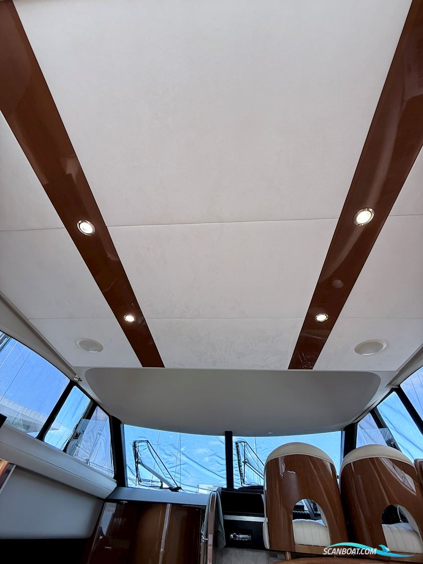 Princess 42 flybridge