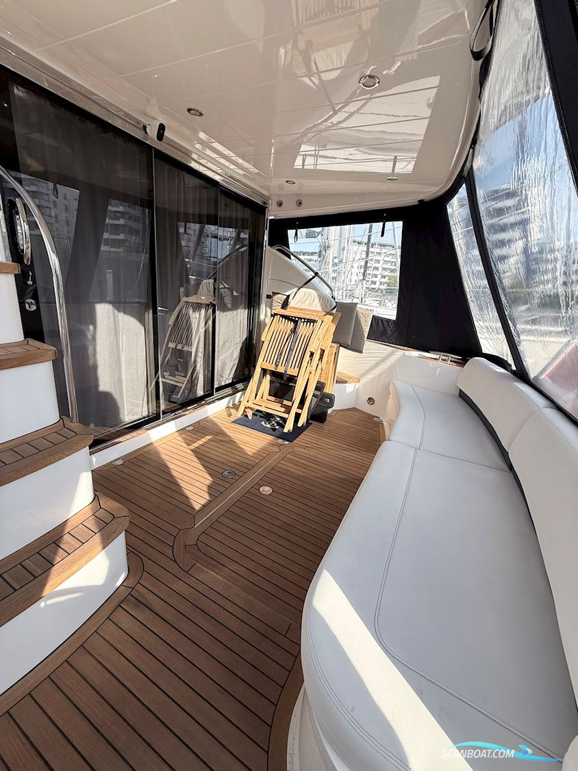 Princess 42 flybridge