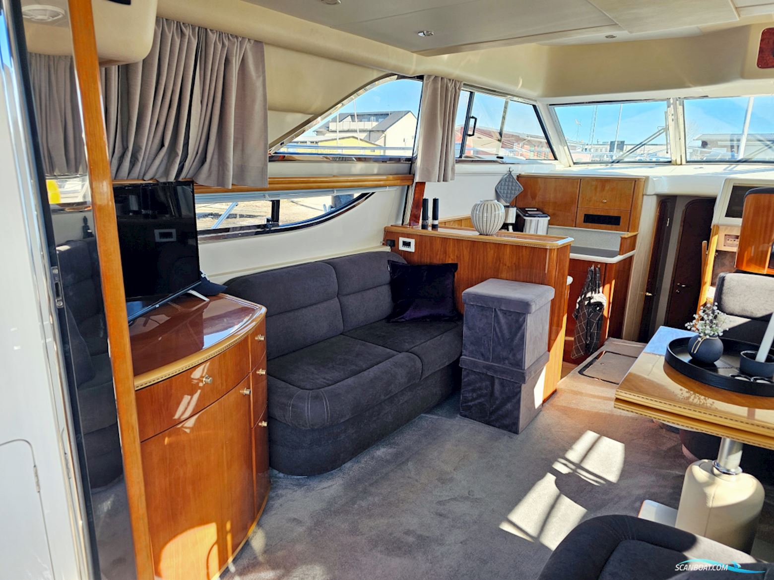 Princess 440 flybridge