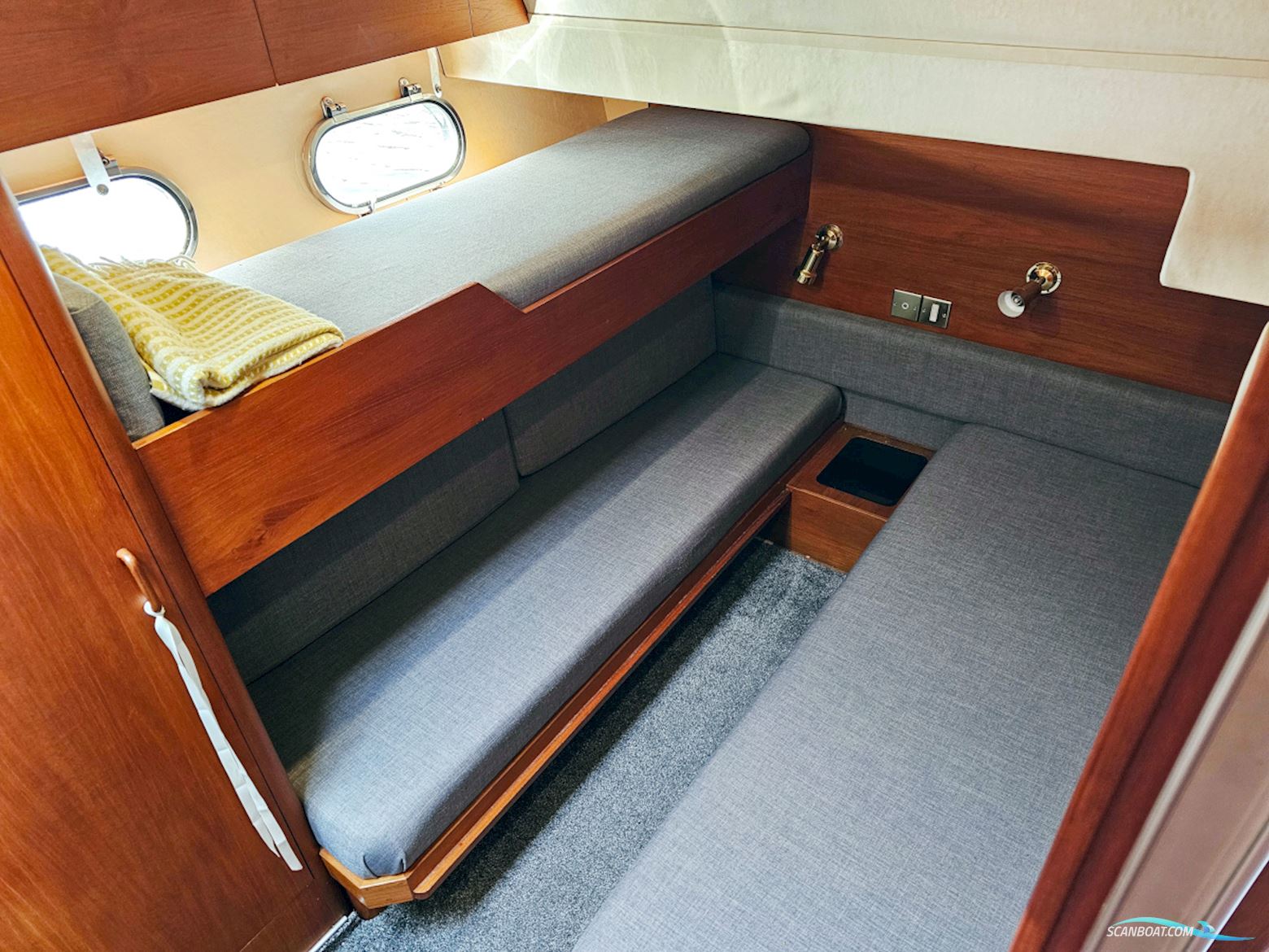 Princess 55 / 61 Fly Volvo Penta Tamd 122