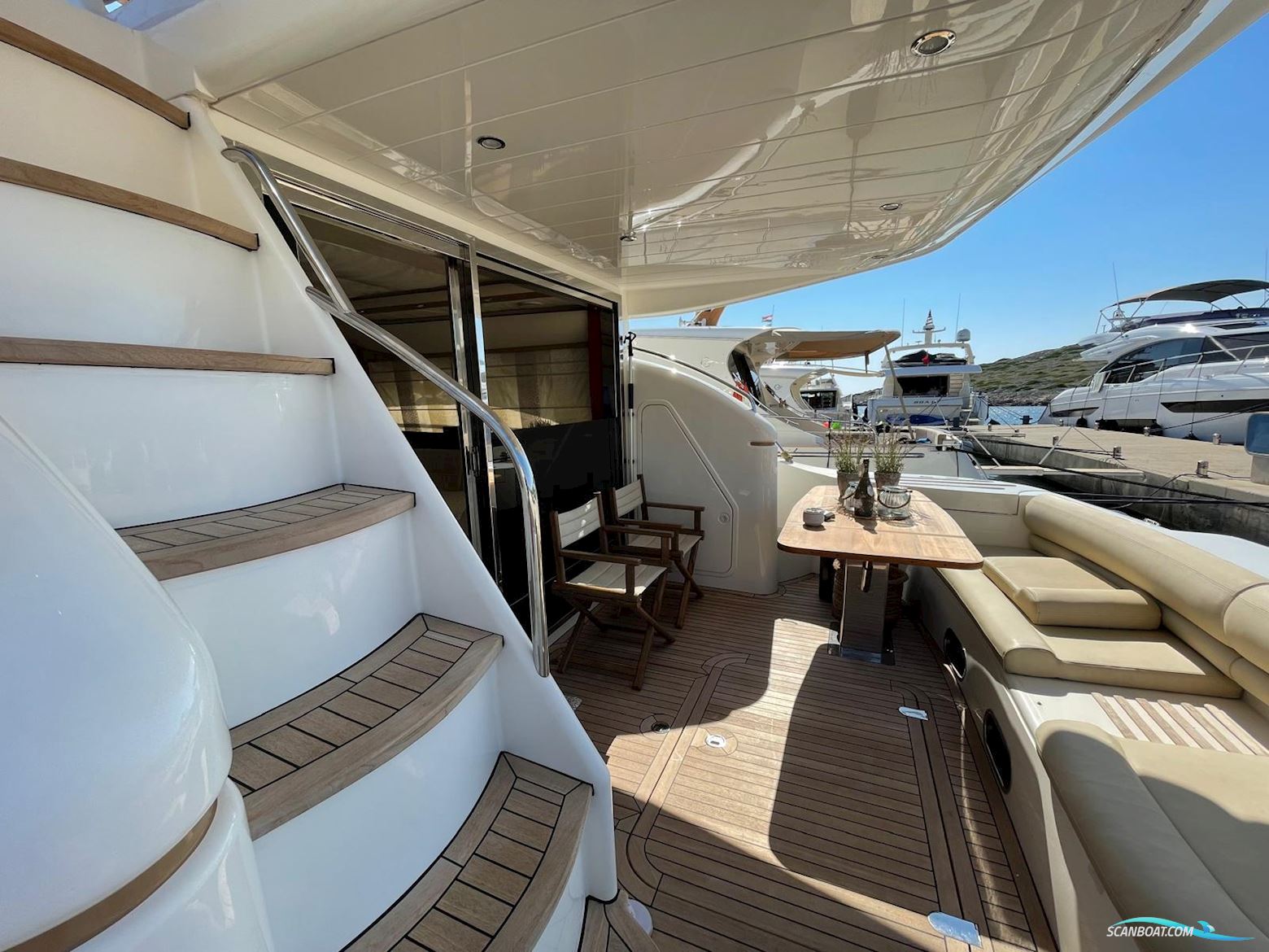 Princess 61