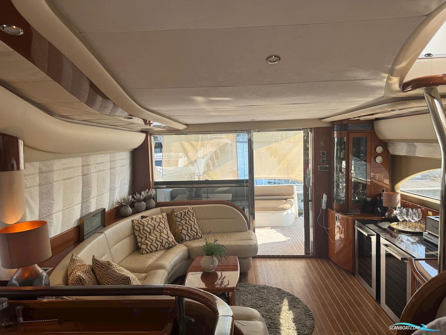 Princess 61
