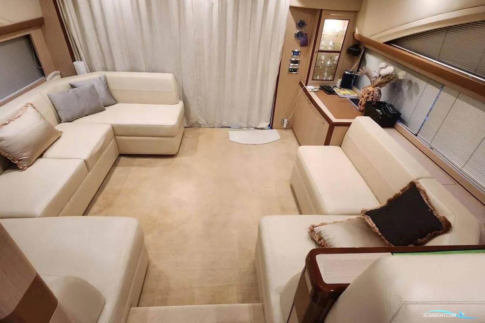Princess 62 Flybridge Motor Yacht