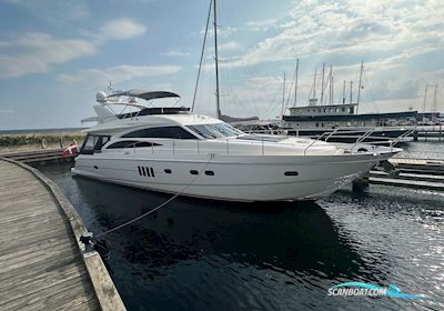 Princess 67 Flybridge Motorboot 2005, mit Man V10 1100 Cmr motor, Dänemark