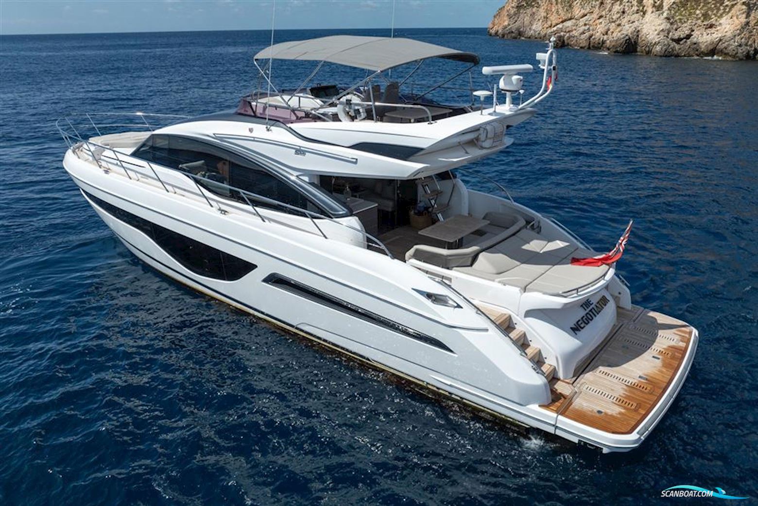 Princess S66 Motorboot 2022, mit 2 x Man V12 1400 motor, Spanien