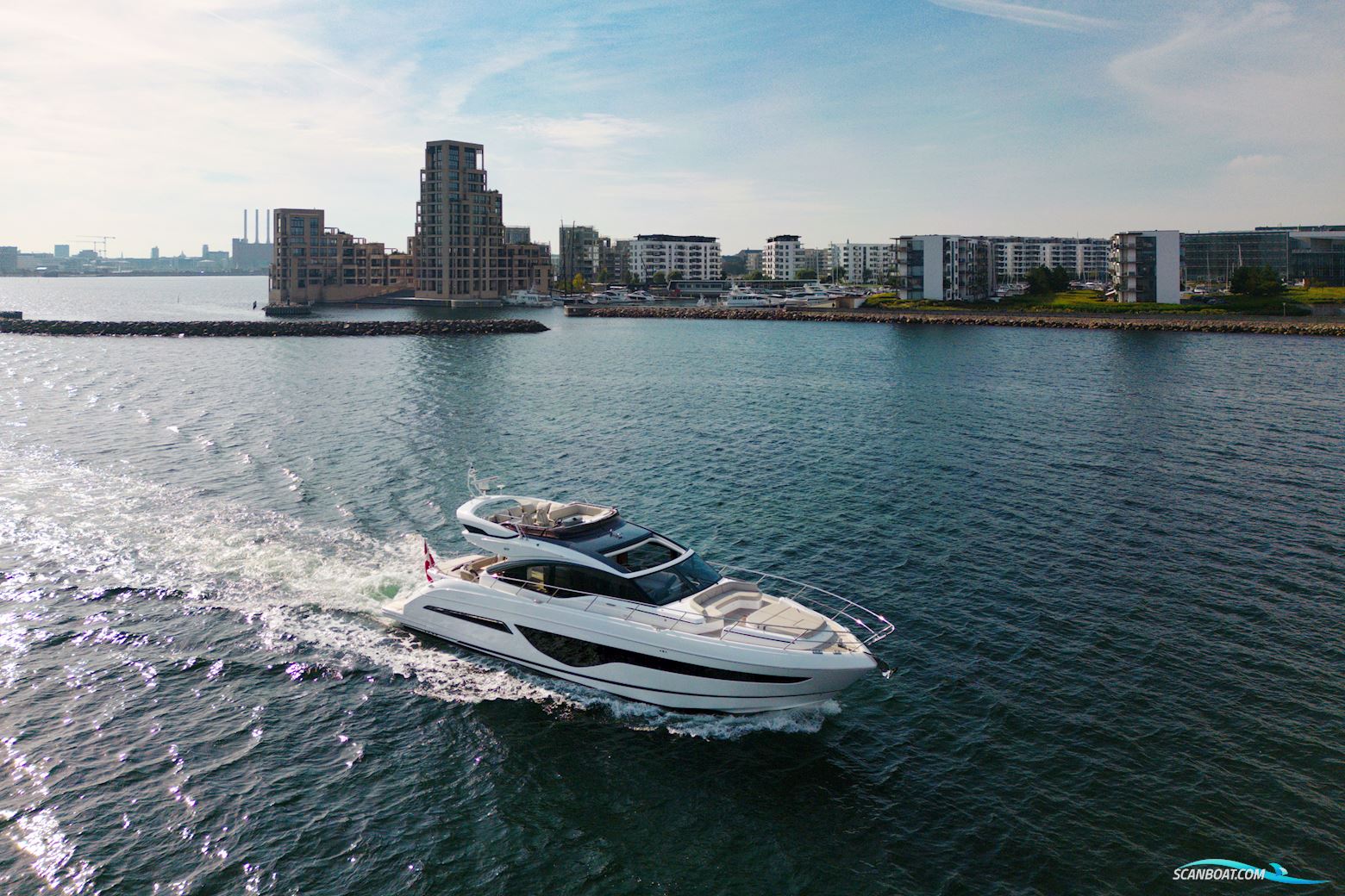 Princess S66 Motorboot 2021, mit Man V12-1400 motor, Dänemark