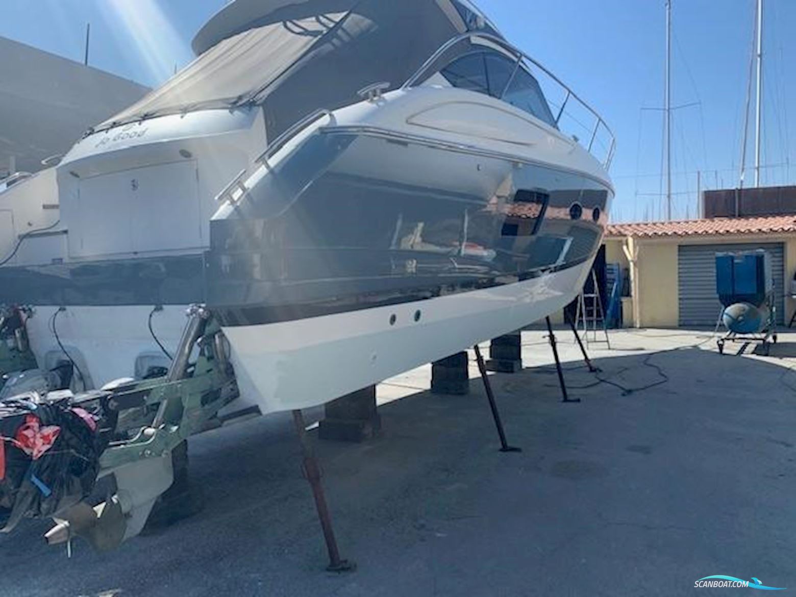 Princess V39 Cruiser