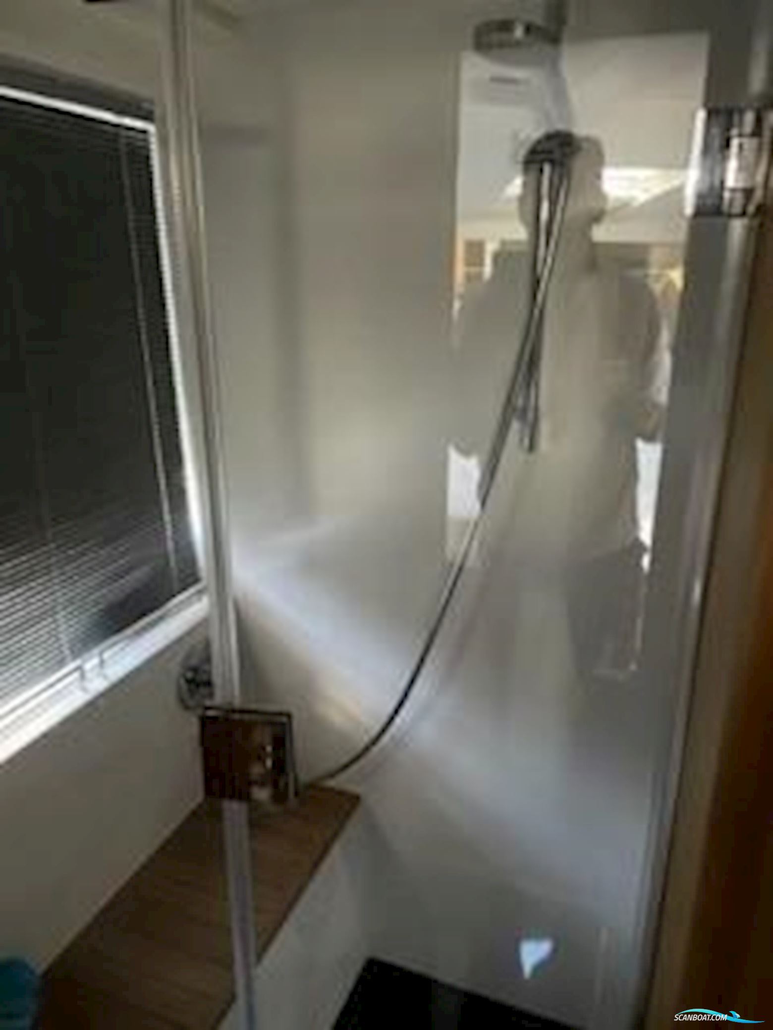 Princess V39 Cruiser