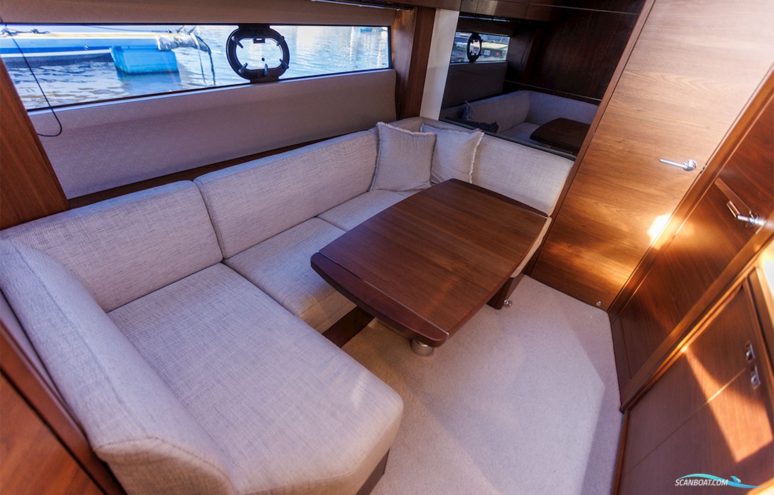 Princess V40