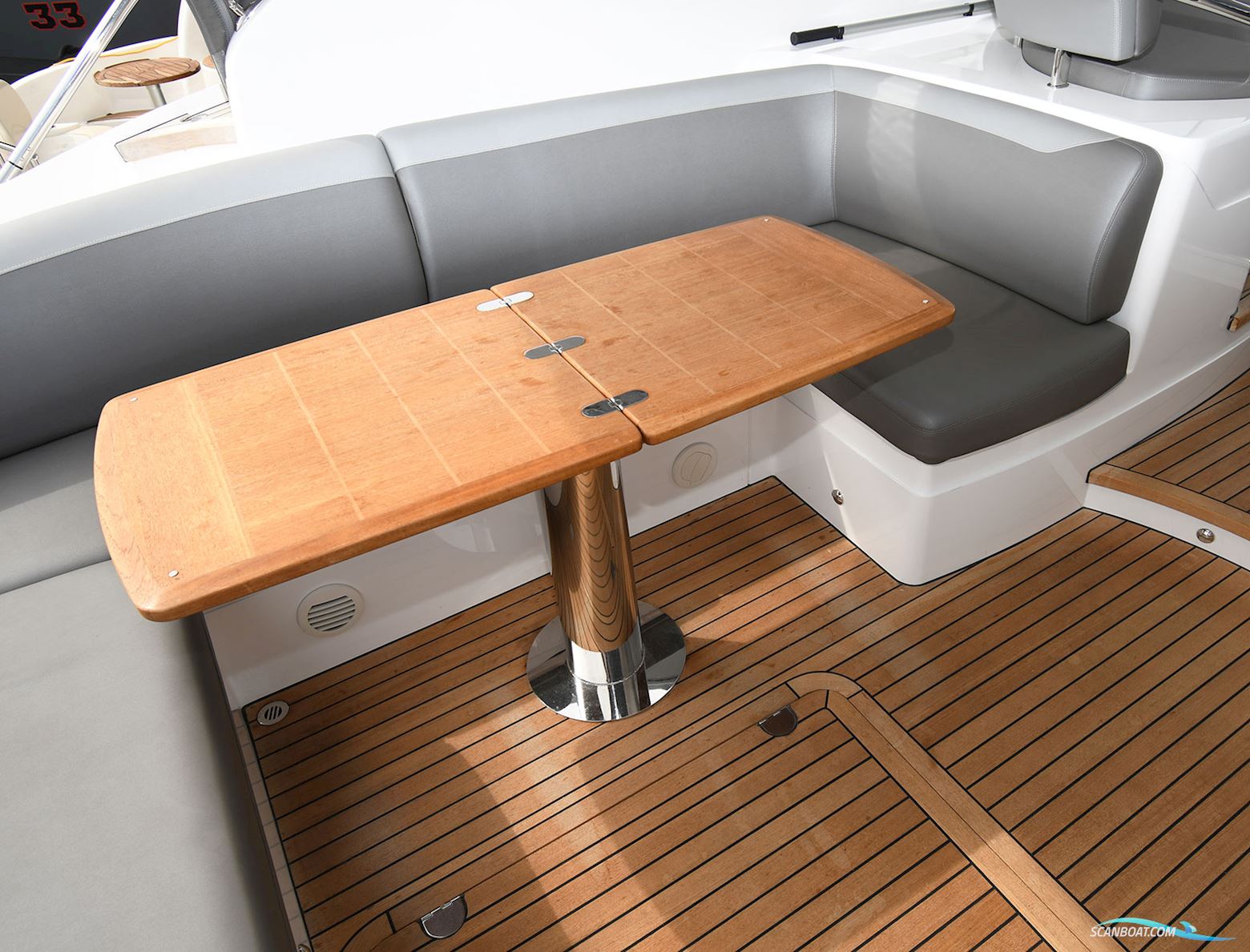 Princess V40 Sportcruiser