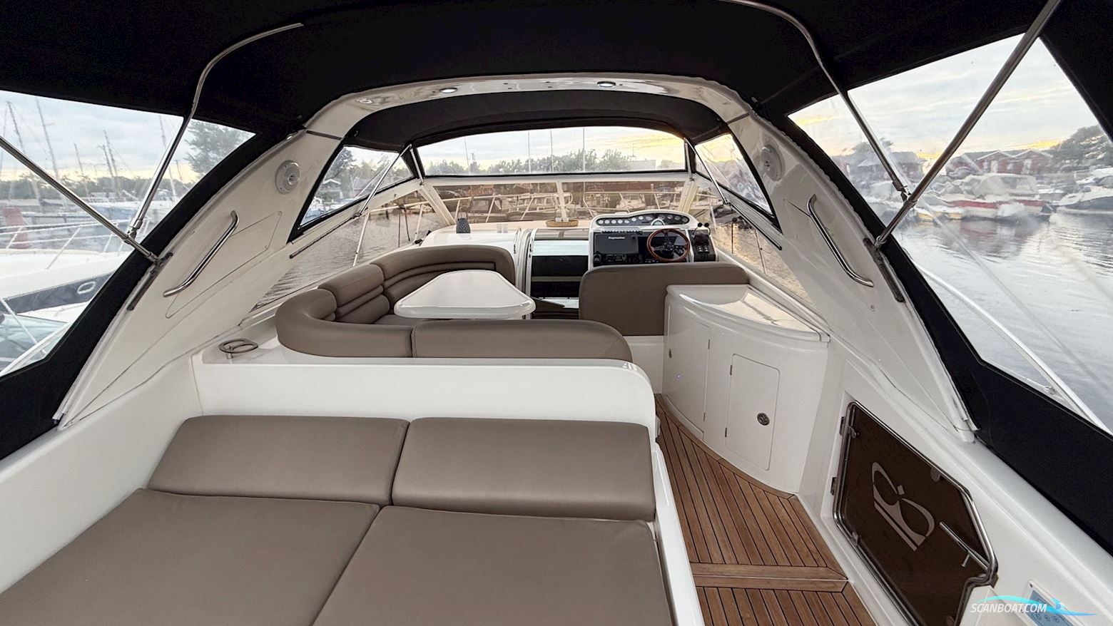 Princess V42 - SOLGT