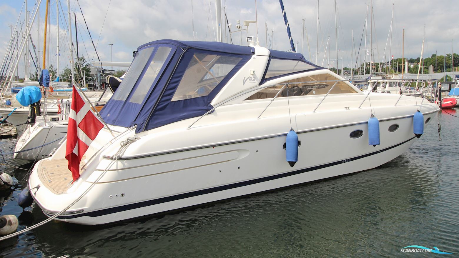 Princess V42 Motorboot 2004, mit Volvo Penta motor, Dänemark