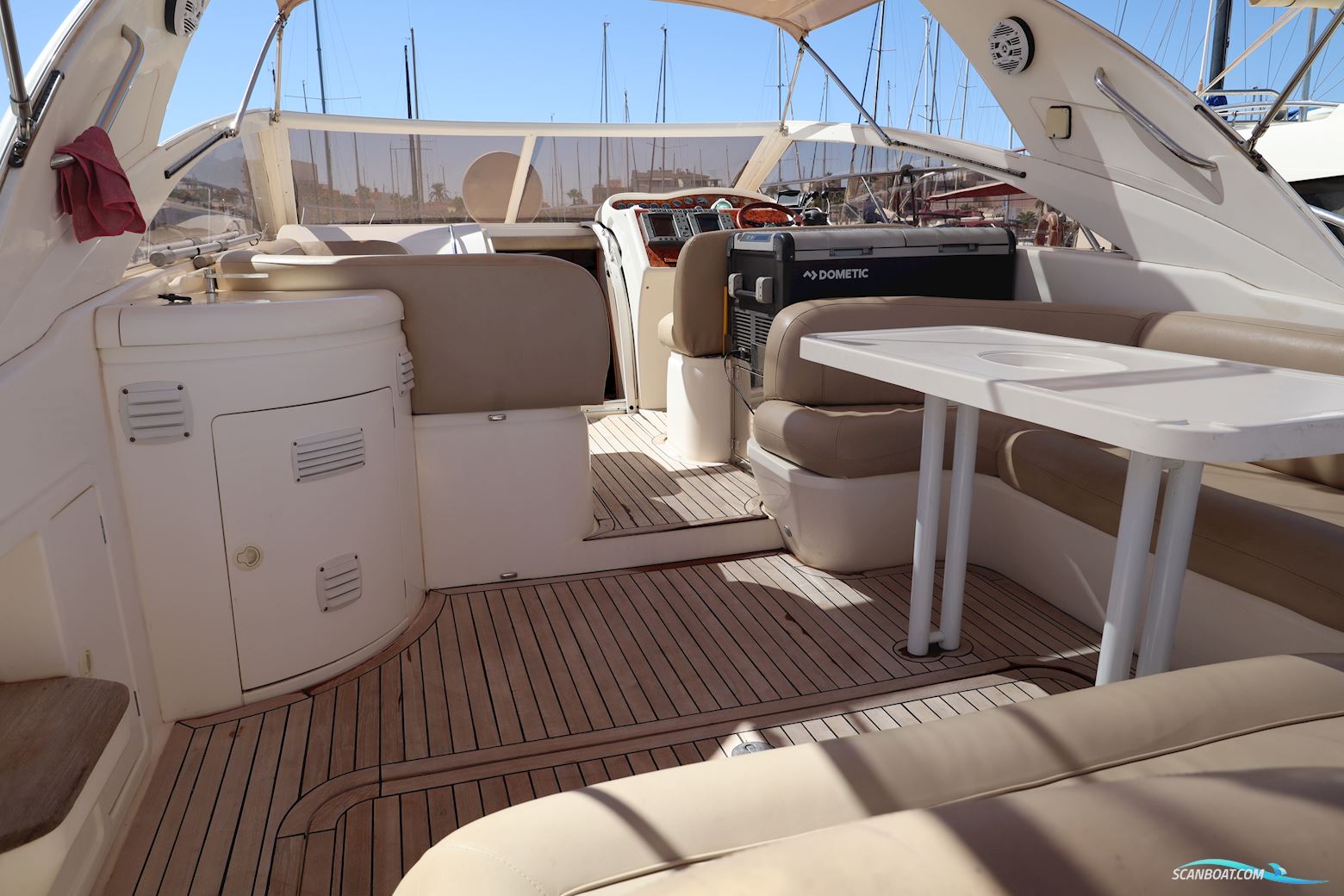 PRINCESS V42