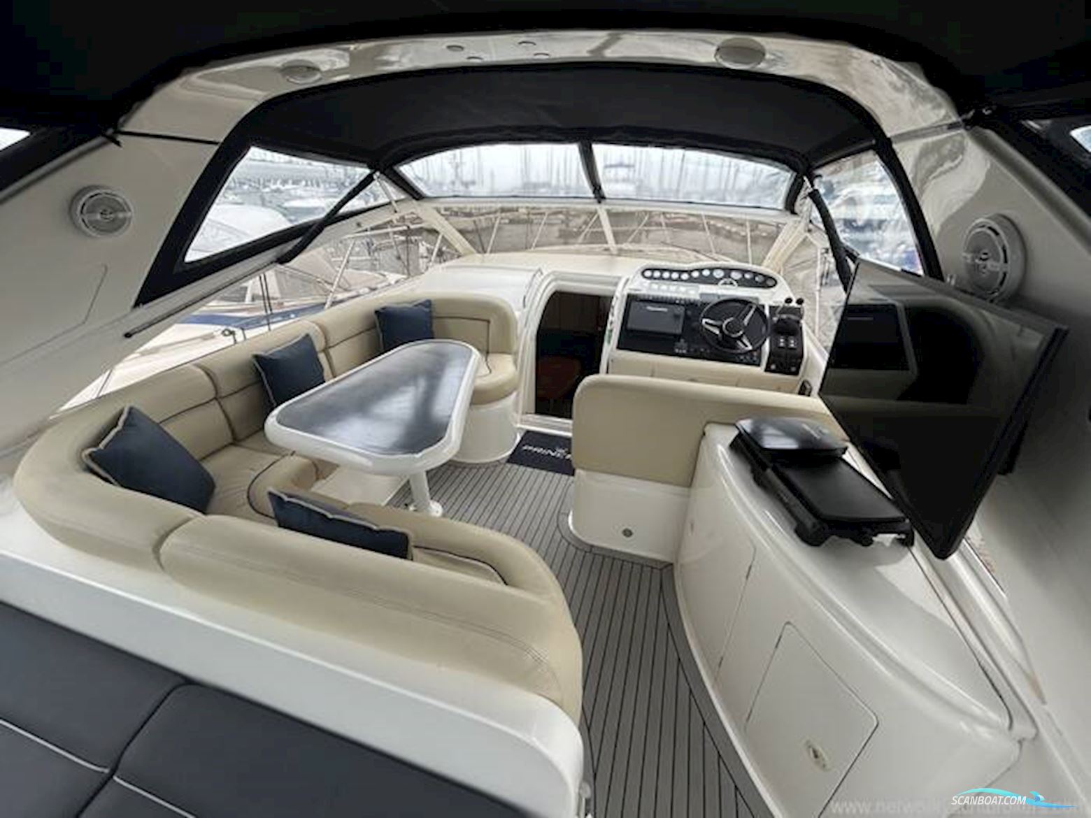 Princess V42