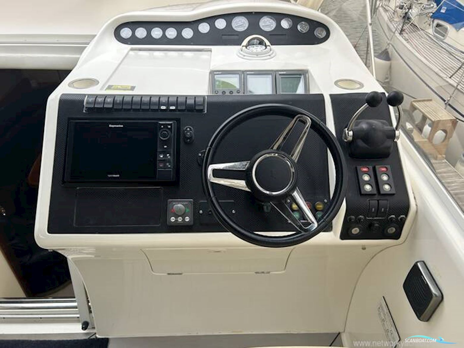 Princess V42