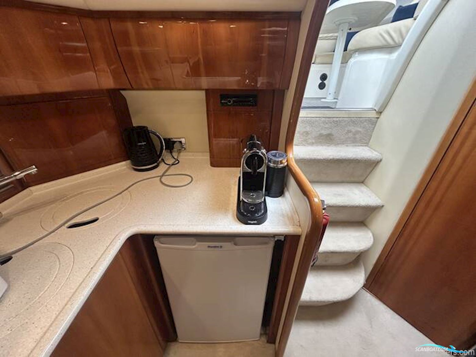 Princess V42