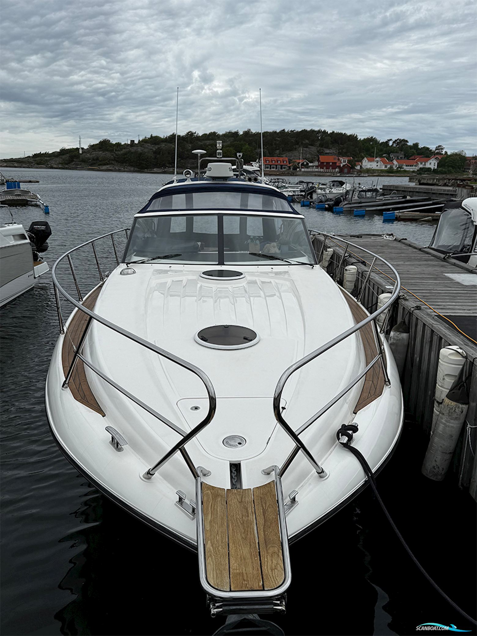 Princess V42