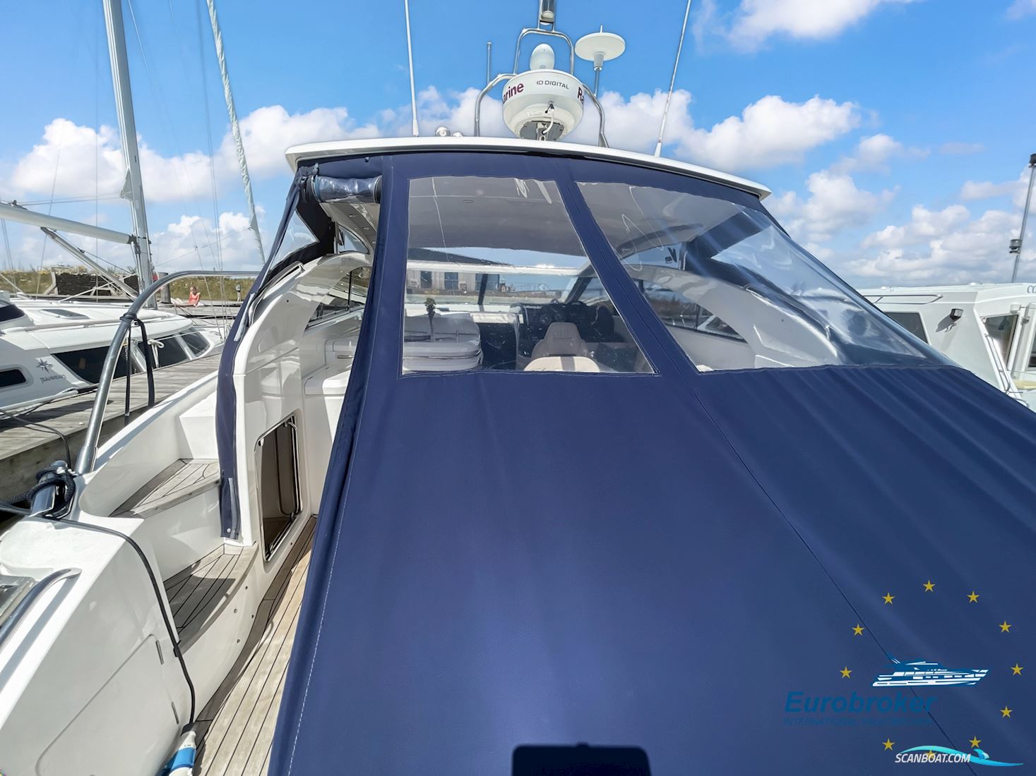 Princess V42