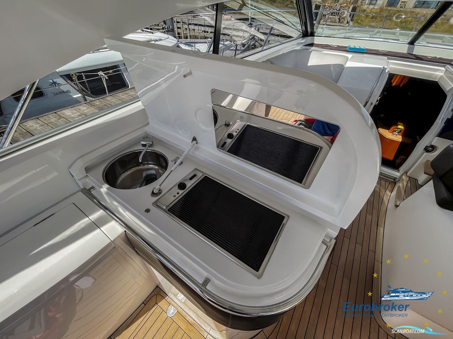 Princess V42