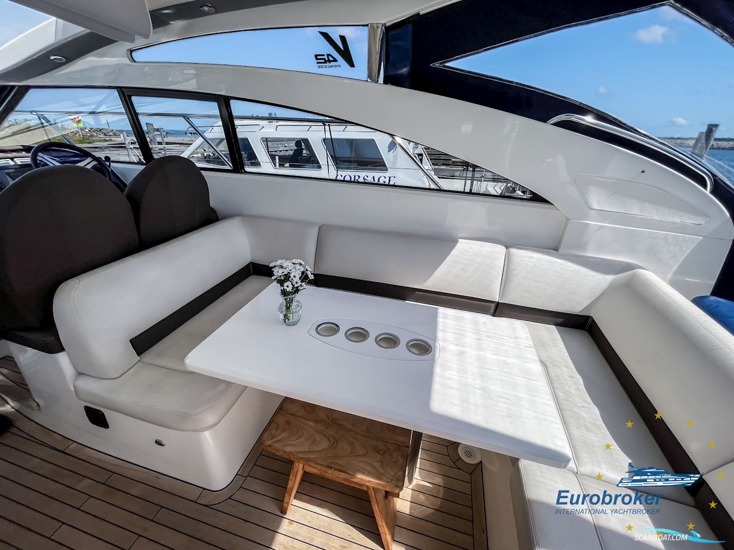 Princess V42
