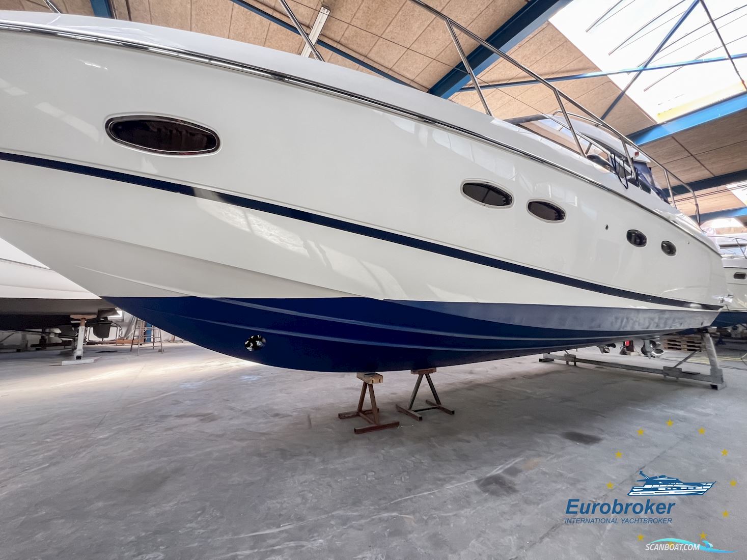 Princess V42